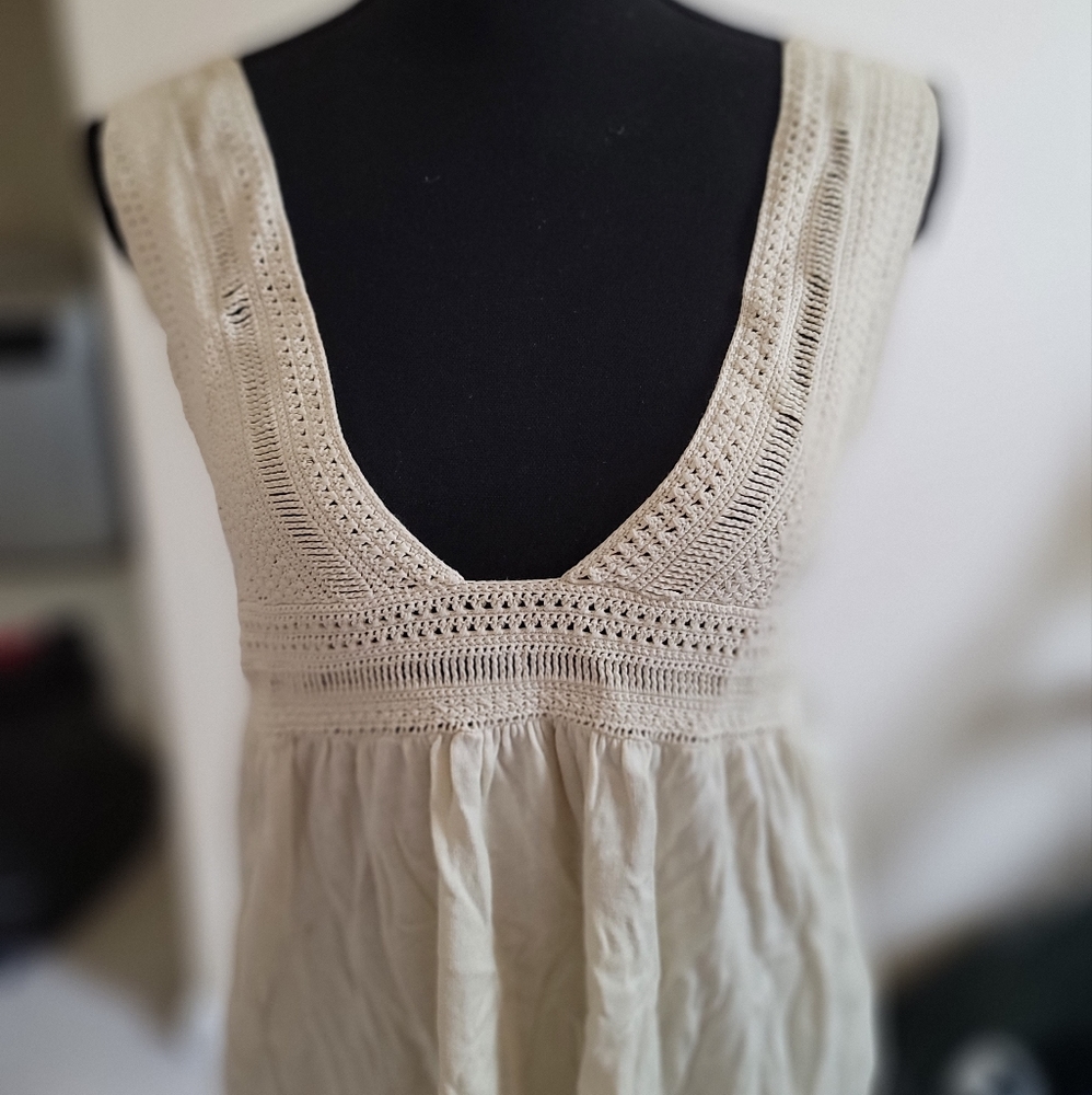 THEORY crochet top -sz L